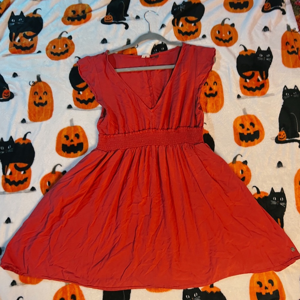 Large Roxy red dress